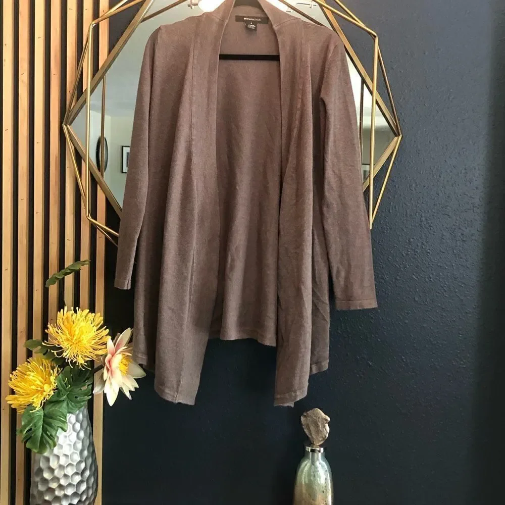 Taupe cardigan, sz Small. - Picture 1 of 3